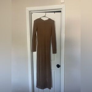 NA-KD Knitted Cut Out Detail Maxi Dress -Brown Size Small
